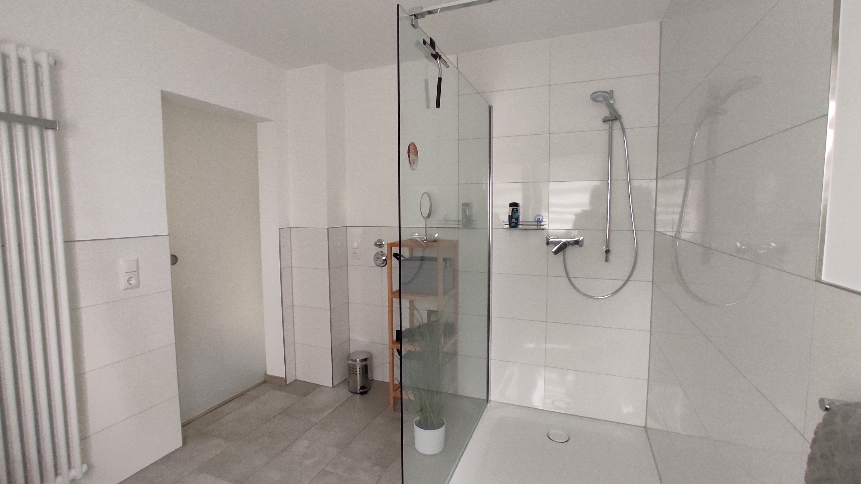 Badezimmer Ansicht 2